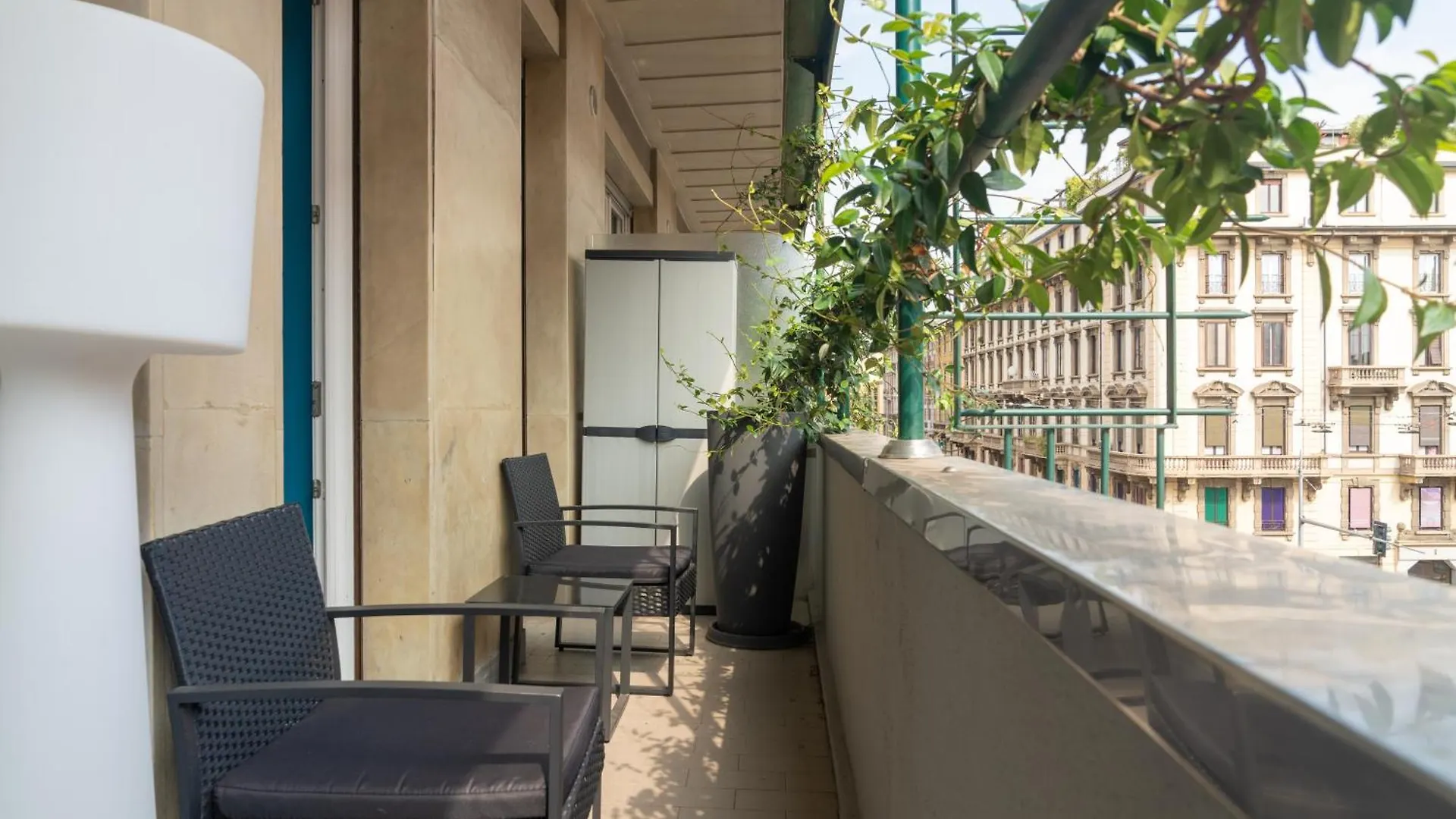 Suite Casa Degli Specchi, Appartamento Di Lusso In Galleria Buenos Aires Milán 0*,  Italia