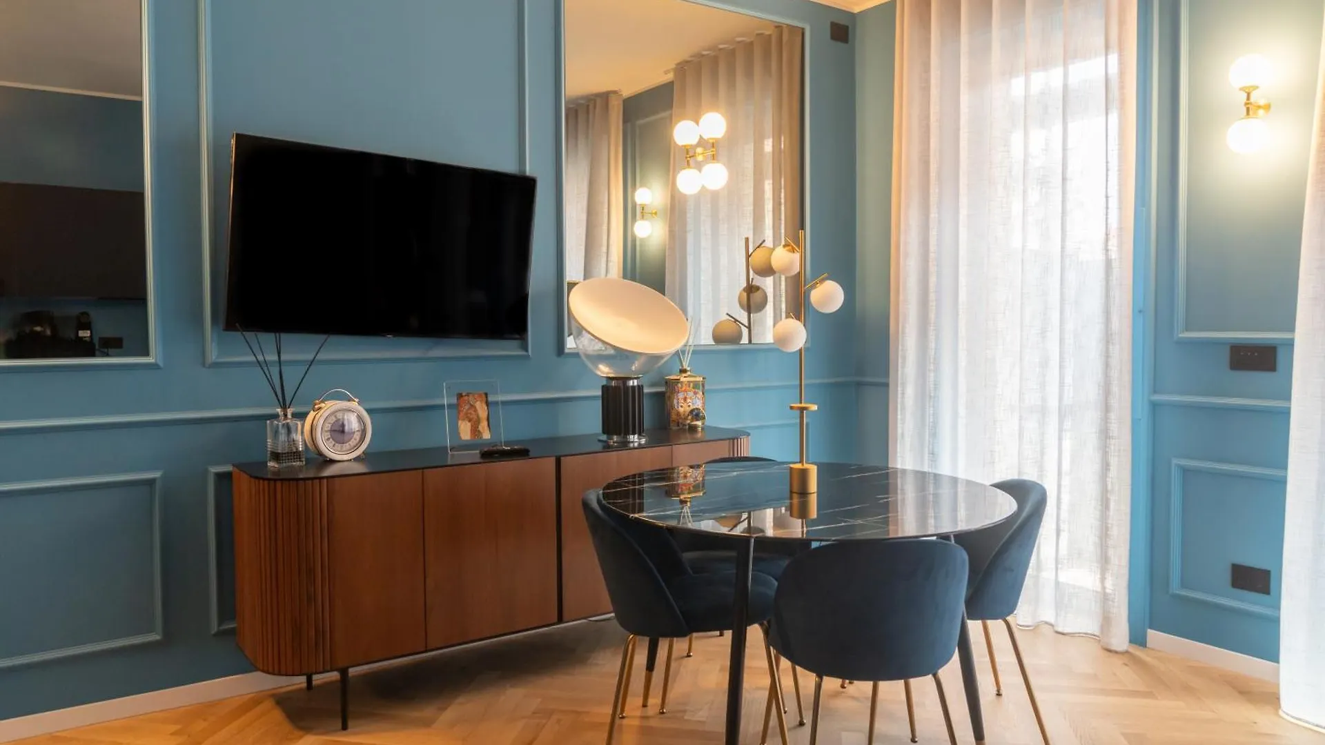 Suite Casa Degli Specchi, Appartamento Di Lusso In Galleria Buenos Aires Milán 0*,